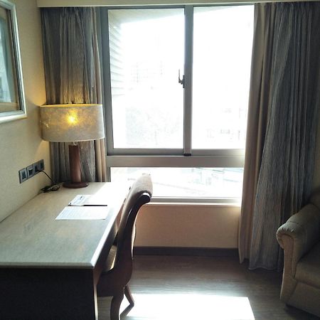 Taichung Charming City Hotel Exterior foto