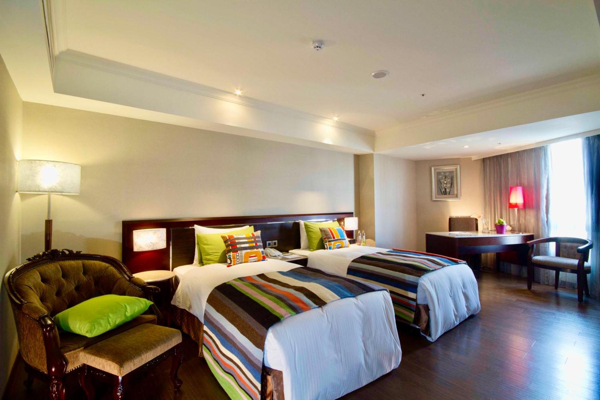 Taichung Charming City Hotel Exterior foto
